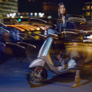 Motos